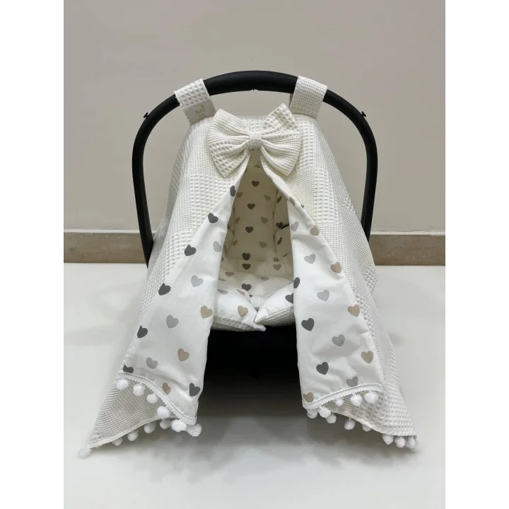 Poplin Kumaş ve Pikeli, Ponponlu Puset Örtüsü ve Puset Minderi 2li Set