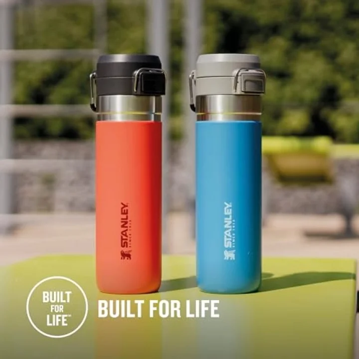 Quick-Flip Termos 0.7 Litre - Azure | Paslanmaz Çelik | Paslanmaz çelik - 12 saat soğuk tutar - sızdırmaz içecek şişesi - termos şişe - BPA içermez - araba bardak tutucuya uygun