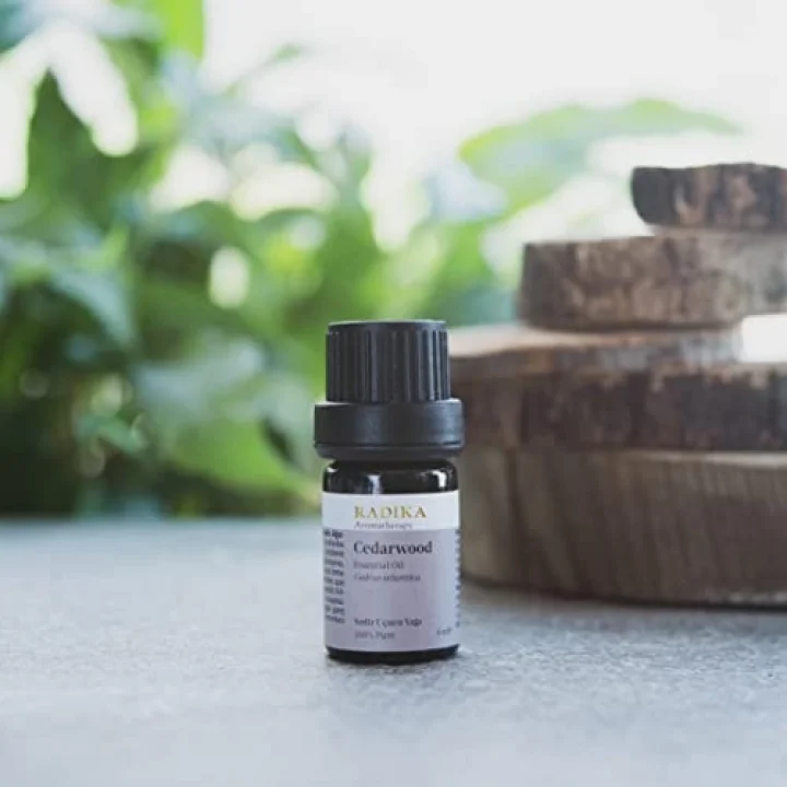 Radika Aromaterapi SEDİR UÇUCU YAĞI - ORGANİK 5 ml