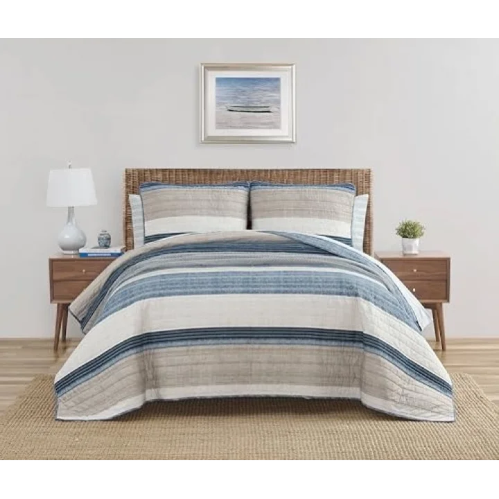Ridgeport Collection | Quilt Set - 100% Cotton, Reversible, All Season Bedding, Includes Matching Shams, Queen, Blue