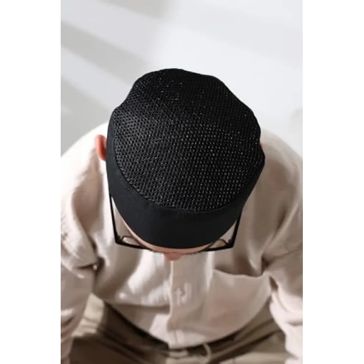 Siyah Fileli Kumaş Kalıp Namaz Takkesi Siyah 58