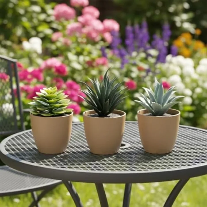 Üçlü Mini Yapay Sukulent Seti – 8 cm Saksı, Dekoratif Küçük Bitki Seti, Gerçekçi Görünüm, Salon Ofis Ev Masa Üstü Süs Bitkisi, Bakım Gerektirmez, Modern Dekor