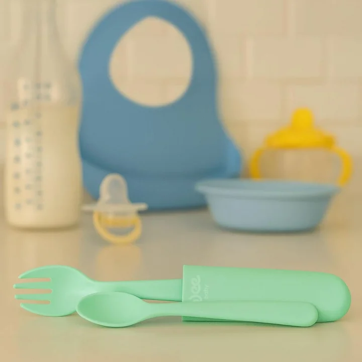Wee Baby Çatal Kaşık Saklama Kabı - YEŞİL
