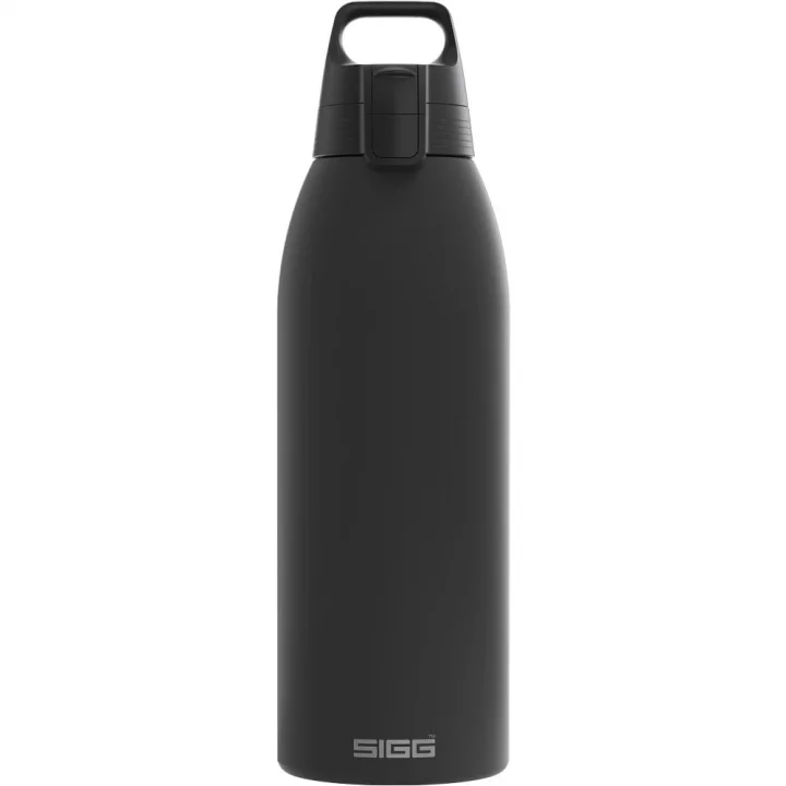 Yalıtımlı içecek şişesi – termos Shield Therm One Black – gazlı içecekler – sızdırmaz – bulaşık makinesinde yıkanabilir – BPA içermez –%90 geri dönüştürülmüş paslanmaz çelik – siyah – 1,5 l