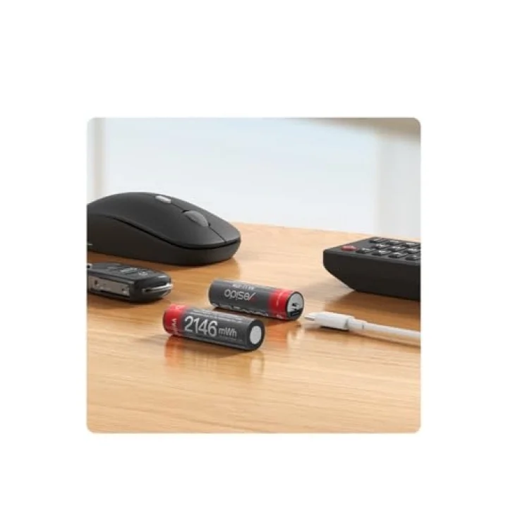 YP88 4 Adet Şarj Edilebilir Yüksek Verimli 1430 mAh 1.5V AA Pil - Siyah