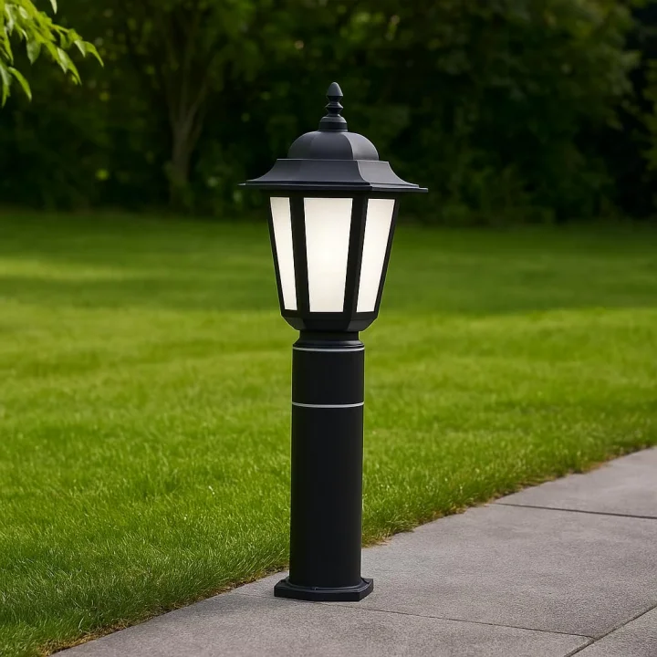 Zita Klas 60cm Bahçe Aydınlatma Direk Lambası | Dış Mekan Set Üstü Aplik | E27 Duylu | IP54 | 220V | Siyah Renk | Ampul Hariç | Yerli Üretim | Kırılmaz, Yanmaz Gövde