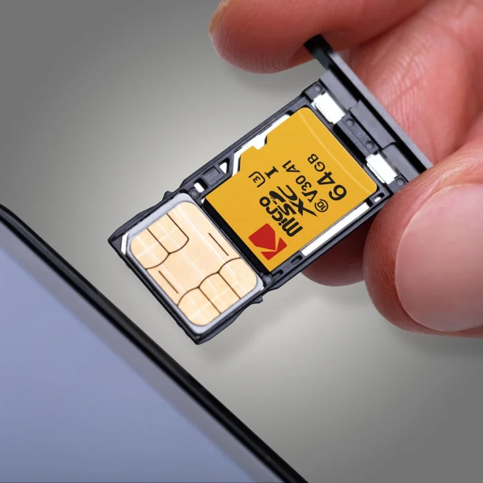 KODAK Adaptörlü 64GB UHS-I U3 V30 A1 Ekstra Performans microSD