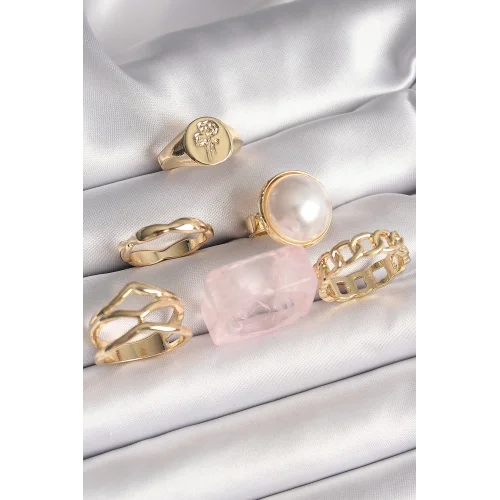 Mey İthalat® Pirinç Gold Renk Daire 3D İncili Figür Zincir Model Gül İşleme Detaylı 6Lı Kadın Yüzük Seti