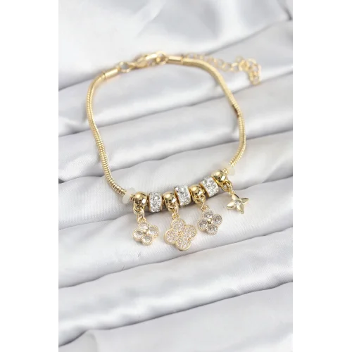 Mey İthalat® Pirinç Gold Renk Yonca Model Kadın Bileklik