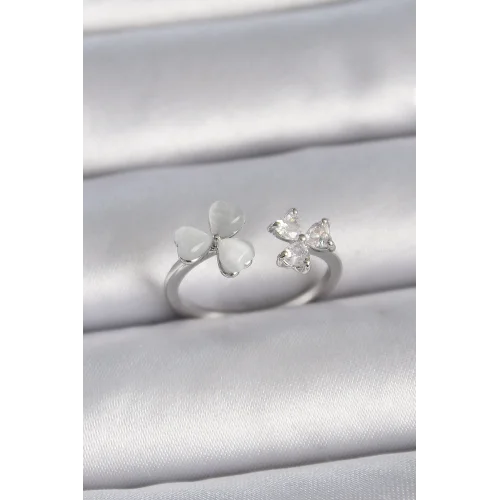 Mey İthalat® Pirinç Gümüş Renk Ayarlanabilir Zirkon Taşlı Beyaz Mineli Kalp Model Kadın Yüzük