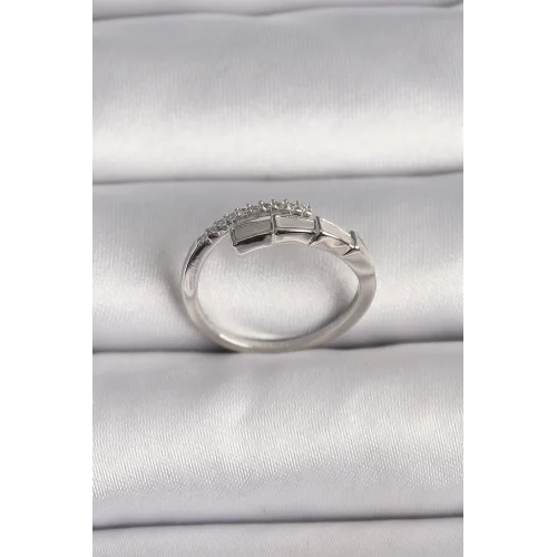 Mey İthalat® Pirinç Gümüş Renk Zirkon Taşlı Yılan Model Ayarlanabilir Yüzük