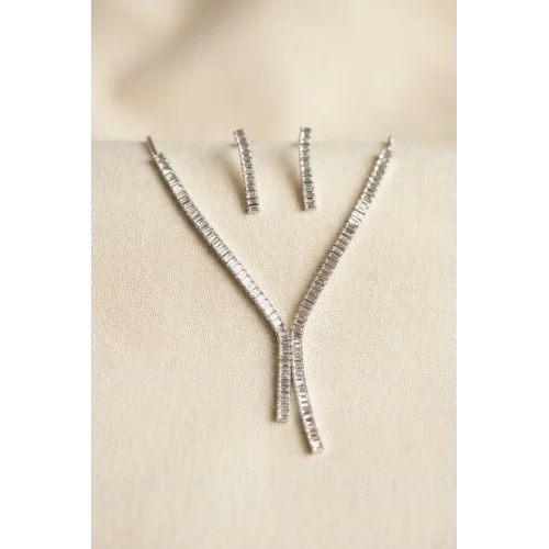 Mey İthalat® Baget Zirkon Taşlı Su Yolu Kolye ve Küpe Set