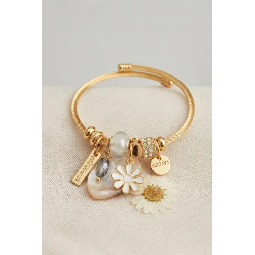 Mey İthalat® Beyaz Papatya Model Gold Renk Charmlı Bileklik