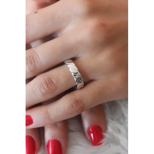 Mey İthalat® Gümüş Renk Sarmal Model Kadın Yüzük