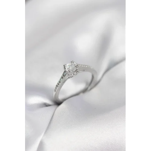 Mey İthalat® Tek Taş Gümüş Renk Zirkon Taşlı Model Kadın Yüzük