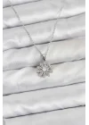Mey İthalat® Pirinç Gümüş Renk Çiçek Model Kadın Kolye