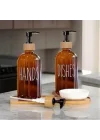 Cam Dispenser Seti – 2’li Amber Şişe (Hands & Dishes Etiketli), Bambu Kapaklı, Sıvı Sabun & Deterjan Pompası