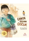 Çanta Taşıyan Çocuk