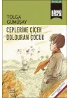 Ceplerine Çiçek Dolduran Çocuk