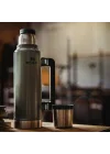 Classic Legendary Vakumlu Termos 1.4 Litre - Yeşil (Hammertone Green) | Paslanmaz Çelik | 40 saat boyunca sıcak veya soğuğu tutar, sızdırmaz ve bulaşık makinesinde yıkanabilir, BPA içermeyen yalıtımlı