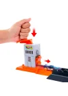 Hot Wheels Oyuncak araba izleme seti, şehir oyuncak seti, devasa goril saldırısı ve 1:64 ölçeğinde araç, rakiplerle meydan okumak için çoklu oyun imkanı, JHL92