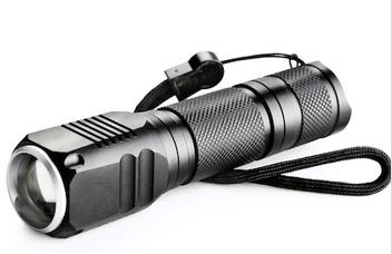 F-82 T6 Led Zoomlu 2000 Lm Yksek Ik arjl El Feneri