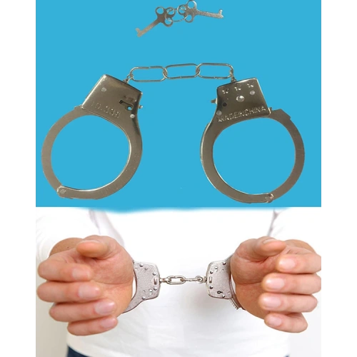 BFS   Anahtarlı Oyuncak Metal Kelepçe Polis Kelepçesi