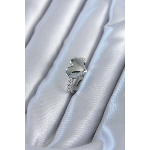 BFS Gümüş Renk Pirinç Zirkon Taşlı Kalp Model Kadın Yüzük