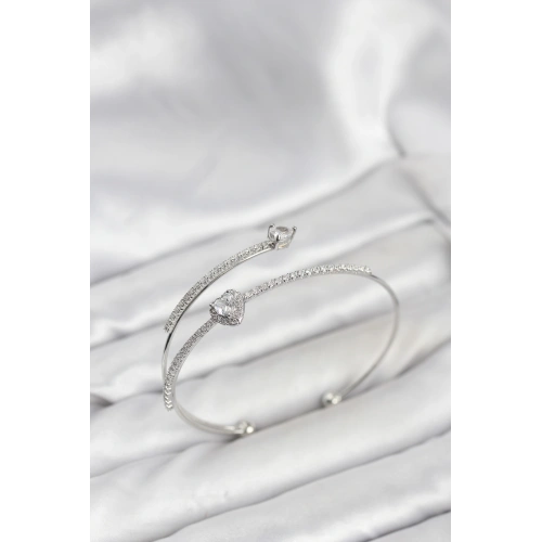 BFS Kalp Model Pirinç Gümüş Renk Kadın Bileklik