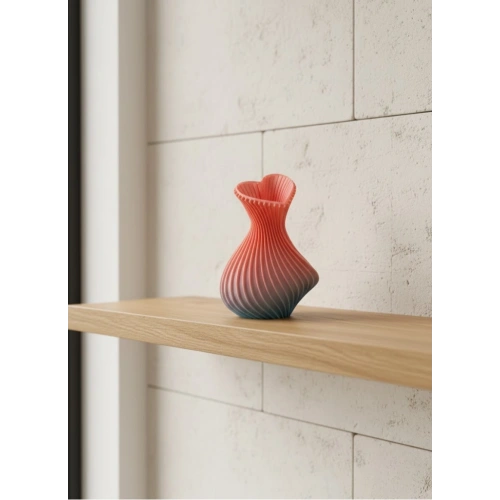 BFS Kalp Tasarımlı Modern Dekor Vazo 15 cm Şık ve Estetik Görünüm