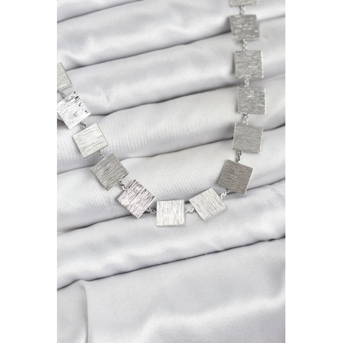 BFS Kare Plaka Model Gümüş Renk Kadın Kolye