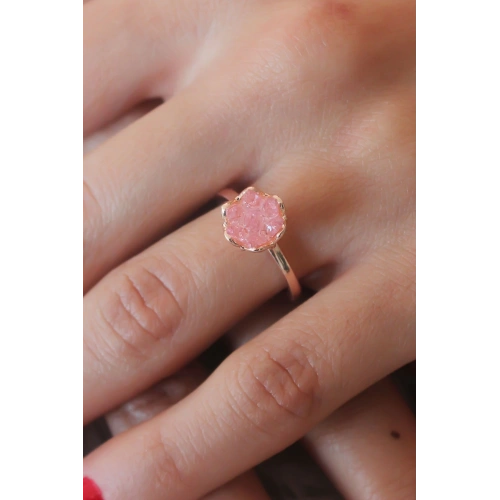 BFS Pembe Lotus Çiçek Figür Gold Renk Kadın Yüzük