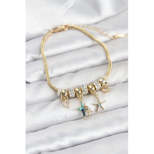 BFS Pirinç Gold Renk Yıldız Model Charmlı Kadın Bileklik