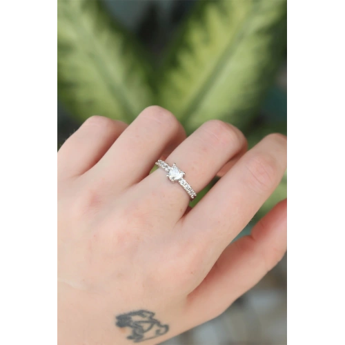 BFS Pirinç Gümüş Renk Ayarlanabilir Zirkon Taşlı Minimal Kalp Yüzük