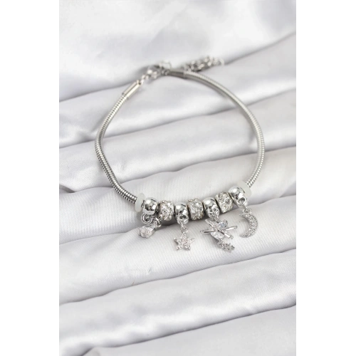 BFS Pirinç Gümüş Renk Kalpli Model Charmlı Kadın Bileklik