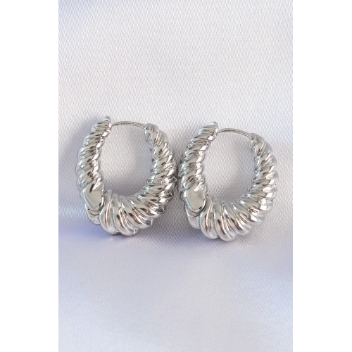 BFS Pirinç Gümüş Renk Tırtık Detay Bombeli Halka Küpe