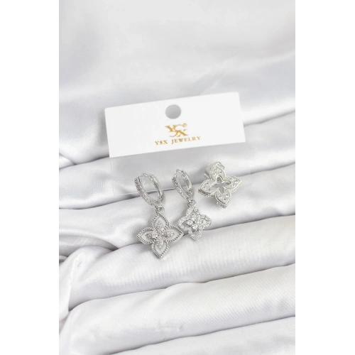 BFS Pirinç Gümüş Renk Yonca Model YSX Trio Küpe Seti