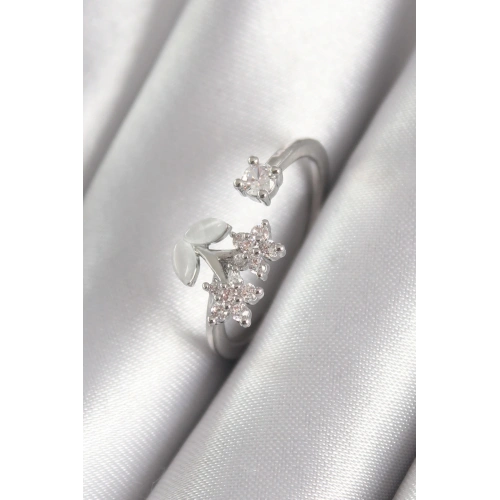 BFS Pirinç Gümüş Renk Zirkon Taşlı Çiçek Model Kadın Yüzük