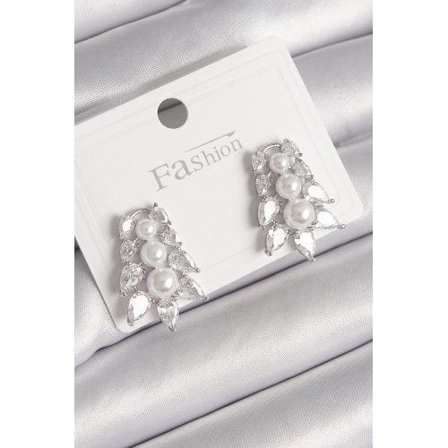 BFS Pirinç Gümüş Renk Zirkon Taşlı Yaprak Model İnci Detay Kadın Küpe