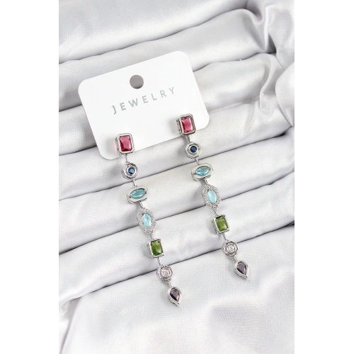 BFS Pirinç Renkli Zirkon Taşlı Sallantılı Model Gümüş Renk Kadın Küpe