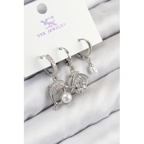 BFS Pirinç Zirkon Taşlı 3lü Yunus Balığı Ve İstiridye Model Gümüş Renk Kadın Küpe