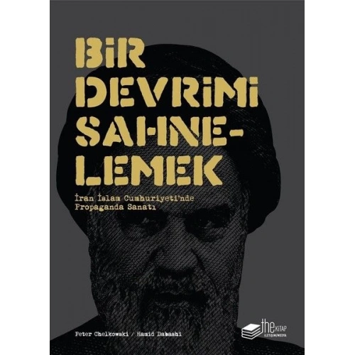 Bir Devrimi Sahnelemek