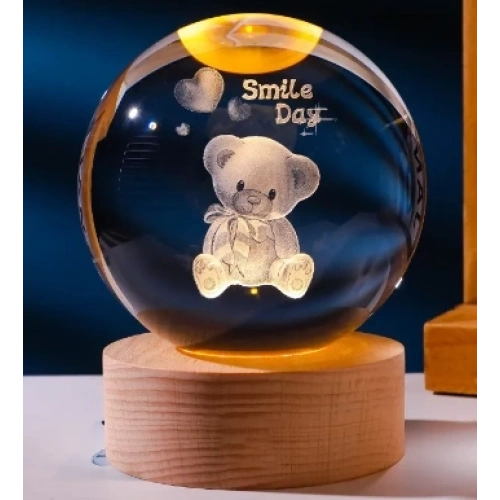 Dekoratif Ayıcık Tasarımlı Ahşap Altlıklı Işıklı Cam Küre Cam:6cm Ahşap:2cm