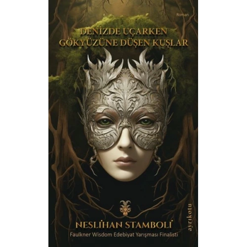 Denizde Uçarken Gökyüzüne Düşen Kuşlar