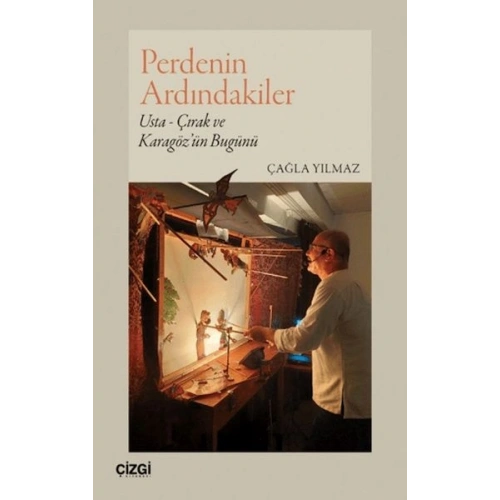 Perdenin Ardındakiler