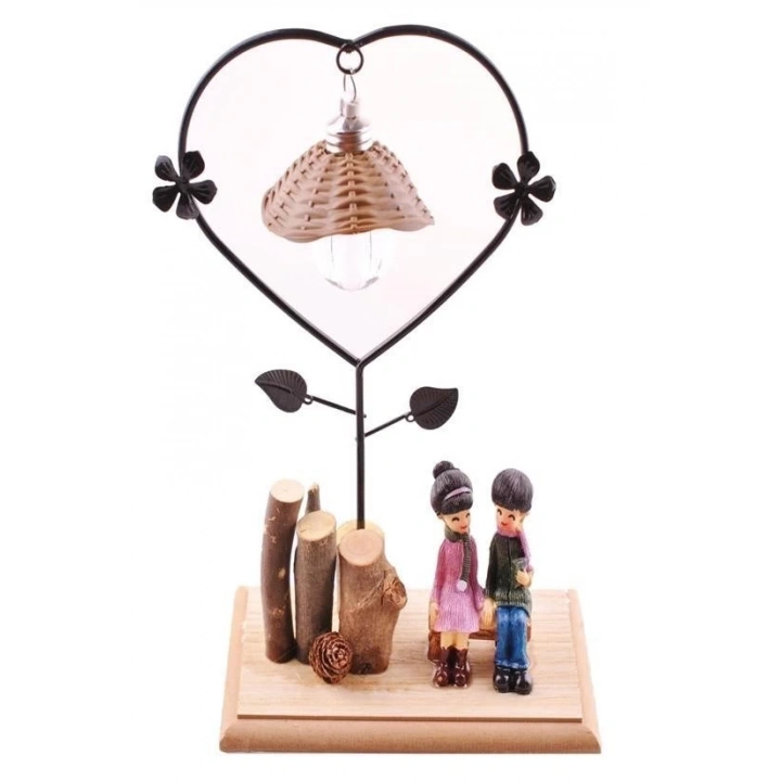 Bankta Oturan Romantik Çift Temalı Büyük Boy Masa ası Biblo