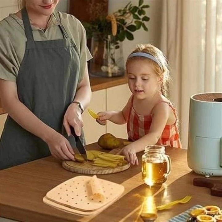 BFS 100 Adet Air Fryer Pişirme Kağıdı Tek Kullanımlık Hava Fritöz Yapışmaz Yağlı Kağıt Delikli  Model