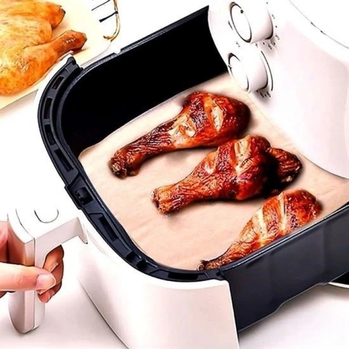 BFS 100 Adet Air Fryer Pişirme Kağıdı Tek Kullanımlık Yağ Su Geçirmez Yapışmaz Deliksiz Düz Kare Model