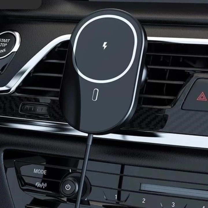 BFS  15w Mıknatıslı Takılabilen Hızlı Şarj Tüm Cihaz Ve Araçlara Uyumlu Araç İçi Şarj Cihazı