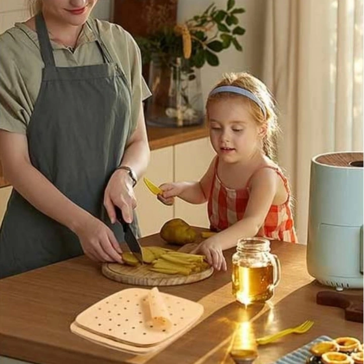 BFS  250 Adet Air Fryer Pişirme Kağıdı Tek Kullanımlık Hava Fritöz Yağ Geçirmez Yapışmaz Gıda Pişirme Kağıdı Delikli Kare Model